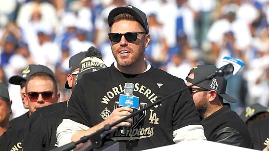 Freddie Freeman Gave Candid Advice to Kyle Tucker for Dodgers' Press Conference