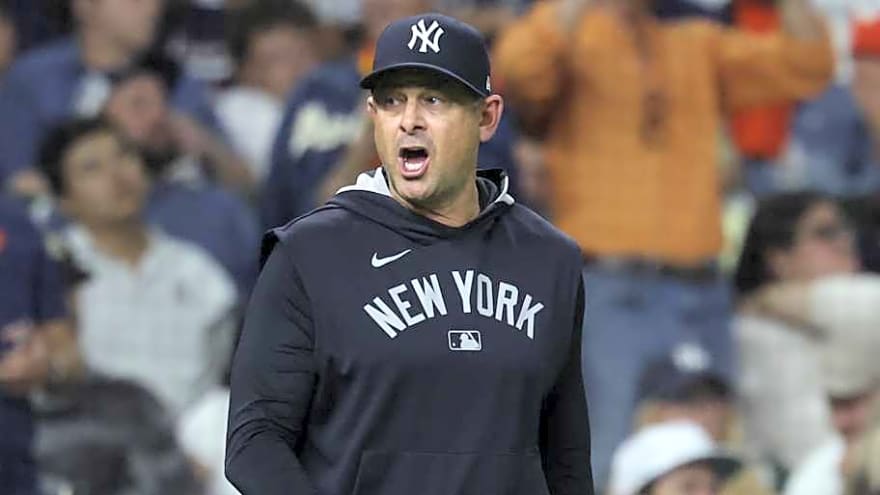 Broadcaster Calls Out Fans Upset With Yankees