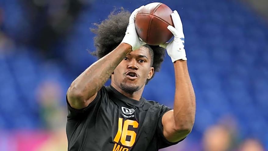 Linking Bears to Combine Receivers Depends on DJ Moore's Departure