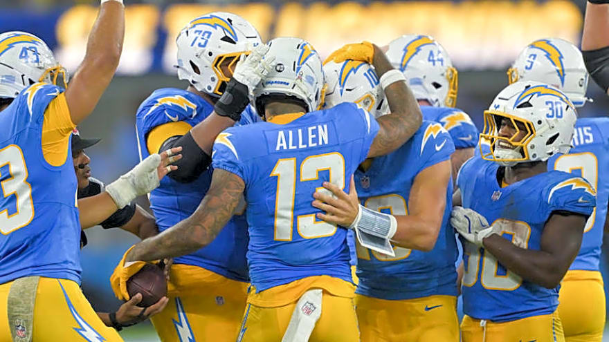 Chargers hint at possible big-name free agent returning in 2026