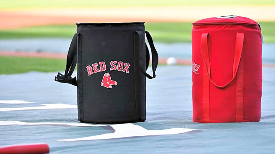 Red Sox Have Incentive to Leave Fan Favorites Off MLB Roster: Insider