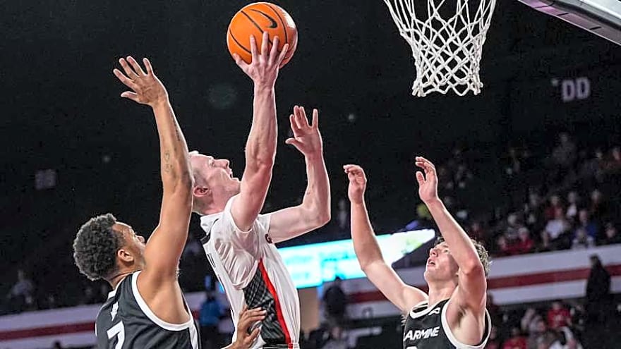 Georgia vs Xavier Men&#39;s Basketball: Georgia Wins a Thriller