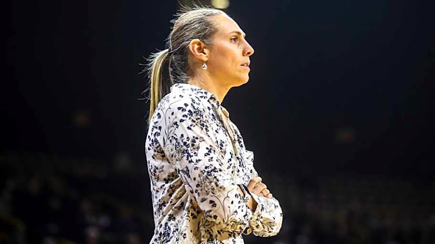 Carla Berube Hires New Northwestern Women's Basketball Associate Head Coach