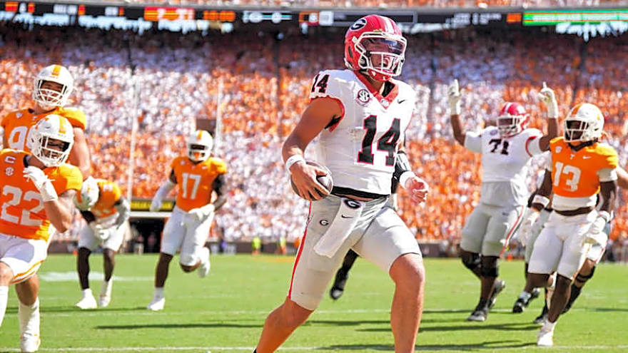 AP College Football Rankings: Georgia Bulldogs Ranking Following Win Over Tennessee