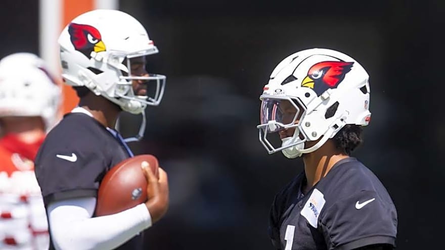 Radio Host Says Cardinals Have QB Controversy - He Might Not Be Wrong