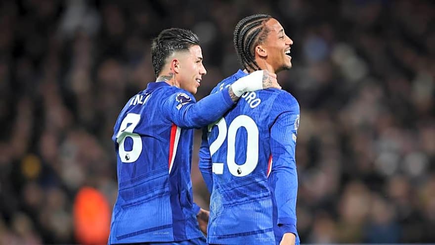 Three Chelsea players set for return vs Arsenal as Rosenior offers Fernandez fitness update