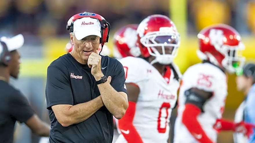 Willie Fritz Reveals Injury Setback for Houston Cougars' Tight End