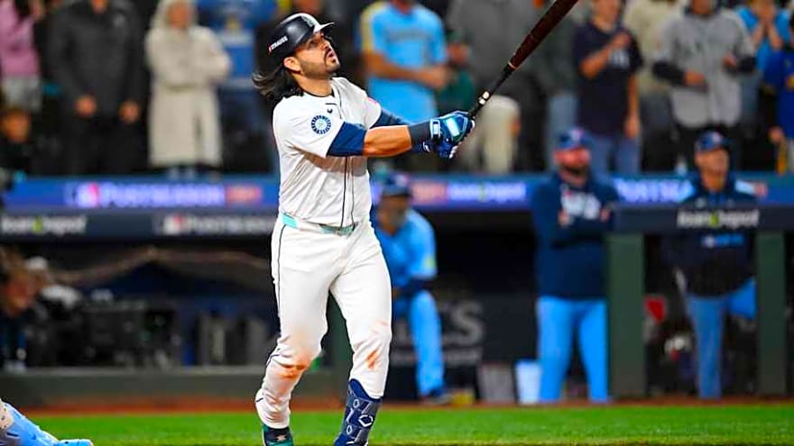 The Mariners are predicted to lose a major free agent to the Arizona Diamondbacks