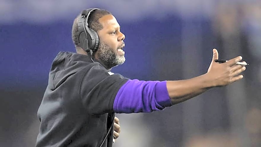 Vikings assistant coach reportedly draws DC interview interest from Jets, Cowboys