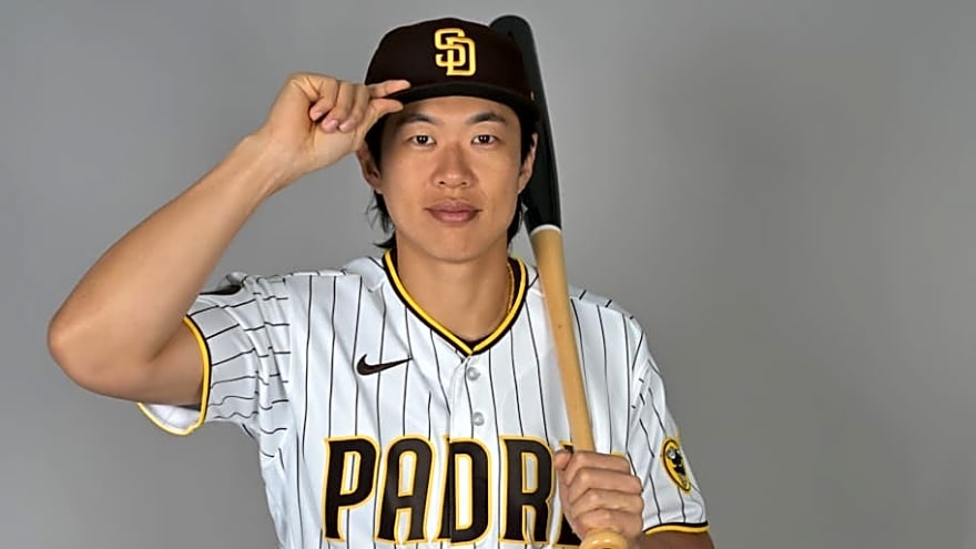 Korean Insider Reports Padres Calling Up Sung-Mun Song in Surprise Move