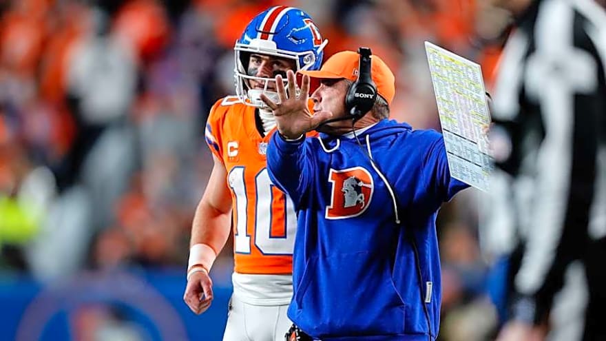 10 Things We Learned from Broncos&#39; Win Over Raiders