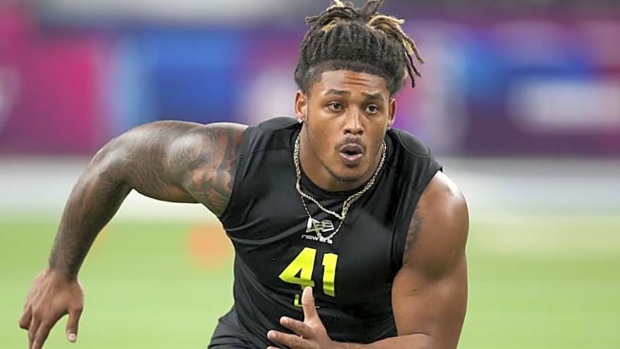 Bills Land Explosive Pass Rusher in Latest Mock Draft