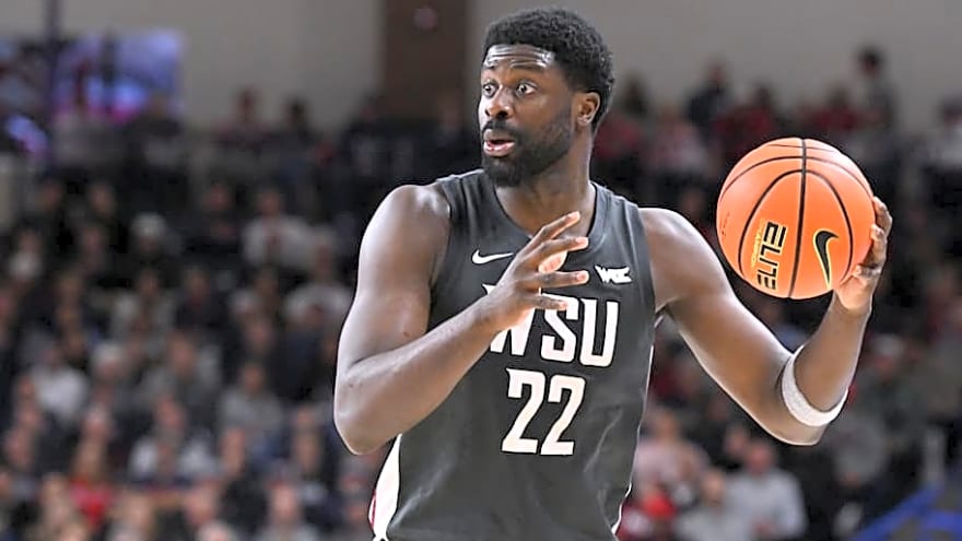 Chris Beard, Ole Miss Basketball Land Multiple Impactful Transfers in Portal Haul