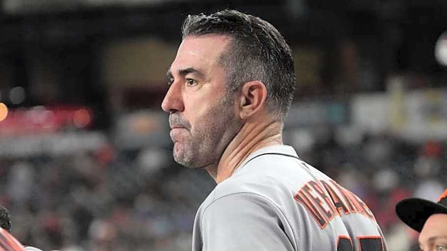 Giants Get Help in NL Wild Card Race Before Key Dodgers Showdown