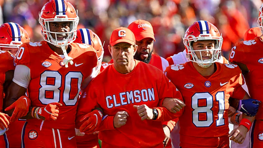 Two Clemson Staffers Depart Program for On-Field Assistant Gigs