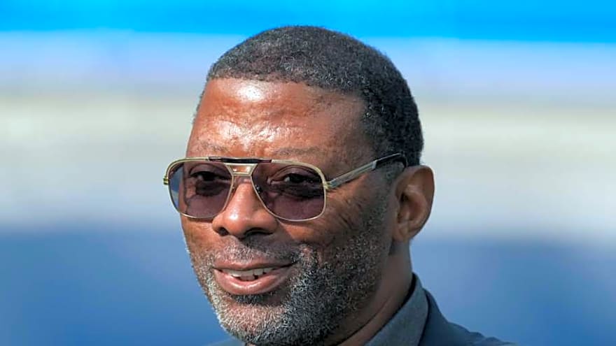 NY Giants Legend Carl Banks Sees Potential Greatness in QB Jaxson Dart