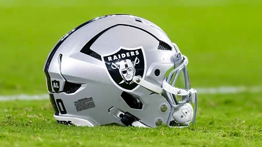 Raiders Add Final Piece to Klint Kubiak's Coaching Staff