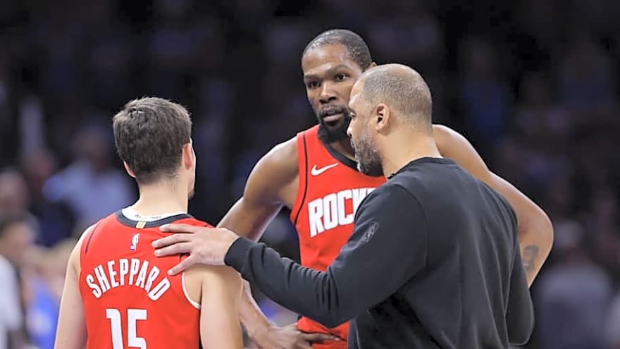 Rockets Guard Makes Surprising Pick for NBA's Best Player