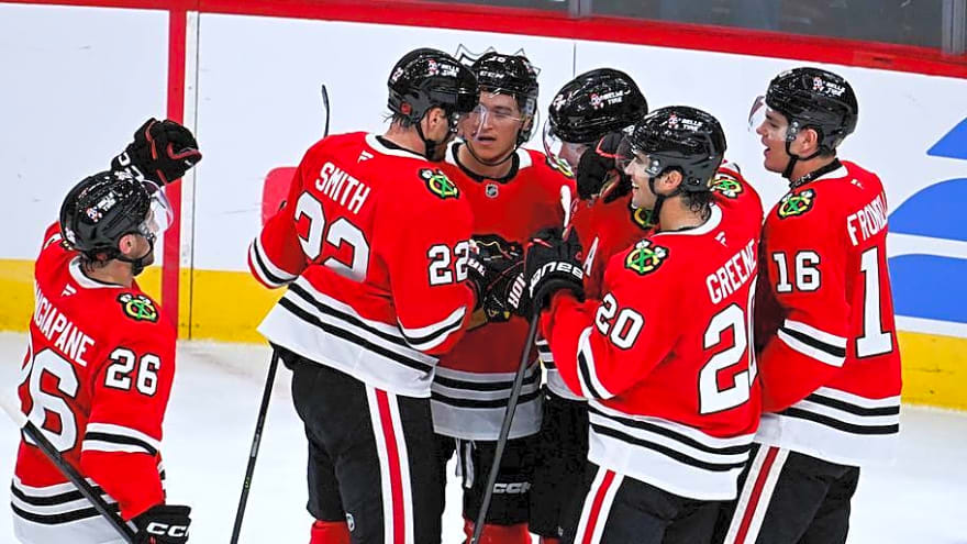 3 Blackhawks' storylines to watch in season opener against Golden Knights