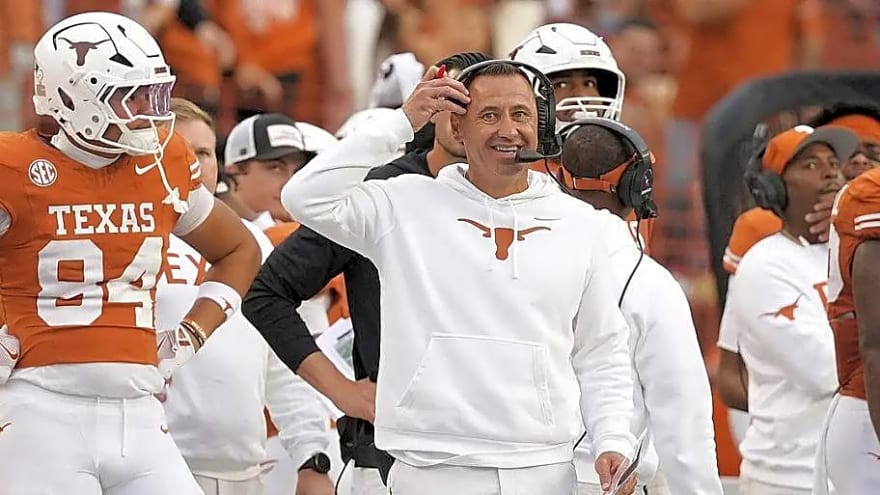 The Texas Longhorns Position Battle That Could Continue Into the Season