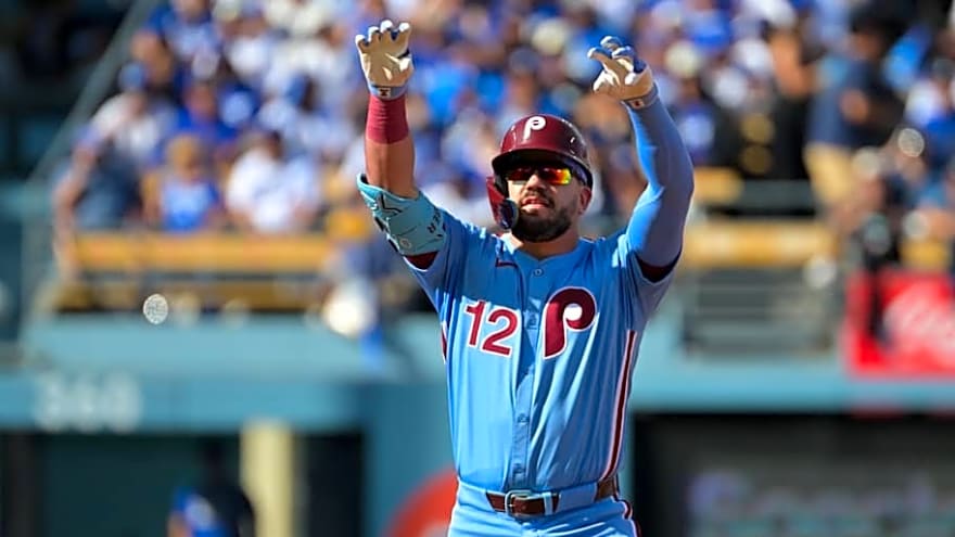 Kyle Schwarber Talks Connection with Phillies Fans After Signing New Contract