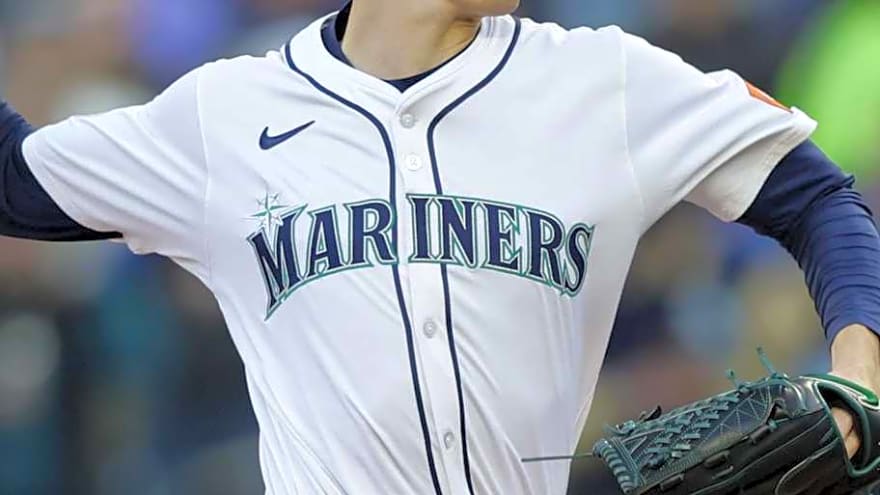 Mariners Sign 29-Year-Old Righty Away From Phillies