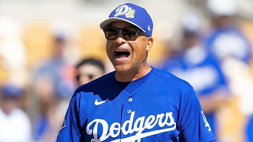 Dave Roberts Praises A's Top Prospect Leo De Vries in Four Words