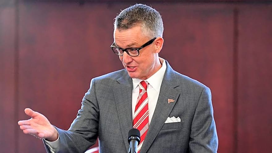 How Alabama Plans to Split Revenue Sharing System Among Sports