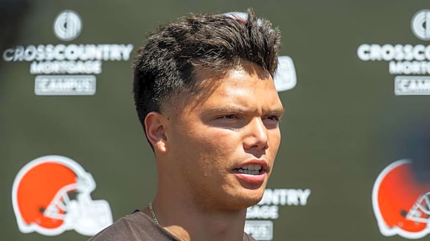 Cleveland Browns Quarterback Dillon Gabriel&#39;s Chances To Earn Starting Role