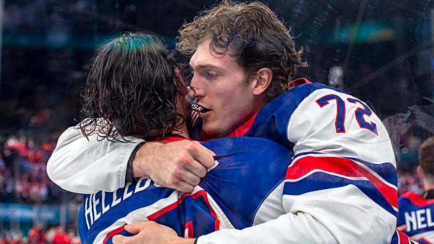 Sabres' Tage Thompson on Jets' Connor Hellebuyck: 'Best in the world'