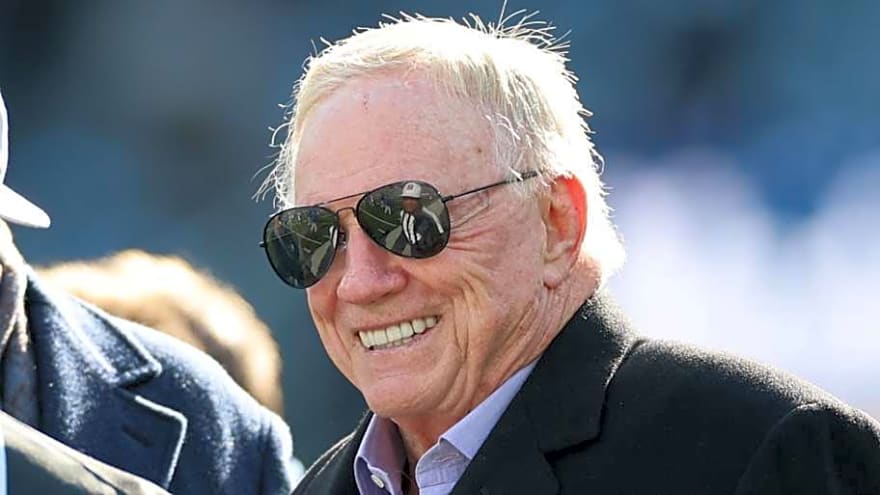 Cowboys Owner Jerry Jones Signals Intentions on Key Free Agent's Future
