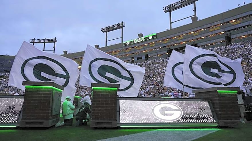 Packers-Bears Schedule Set; Another Change Coming