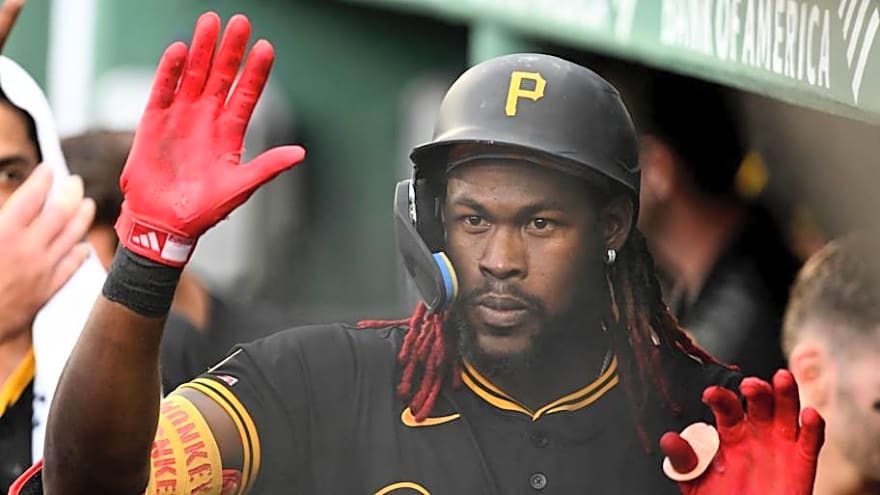 Pirates Bring Back Star Slugger vs. Cubs