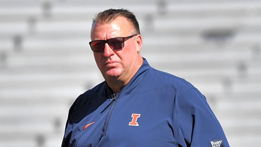 Illinois Football Lands Top JUCO Interior Offensive Lineman Harry Maileoi
