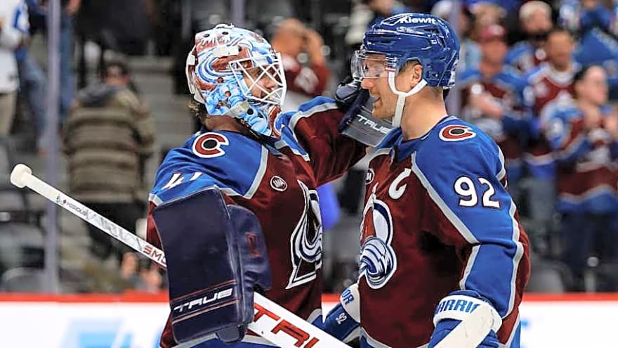 Scott Wedgewood Coming in Clutch for Avalanche