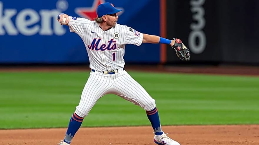 Should the Mets trade their utility man?