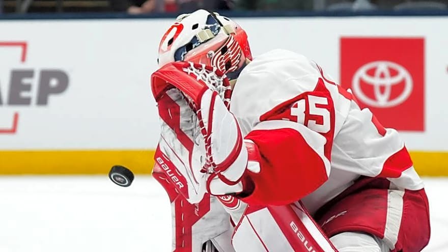 Red Wings' John Gibson Faces Uncomfortable Reality as Rookie Gets the Call