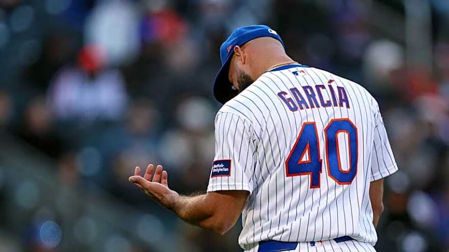 Mets Designate Veteran Reliever For Assignment in Surprise Move