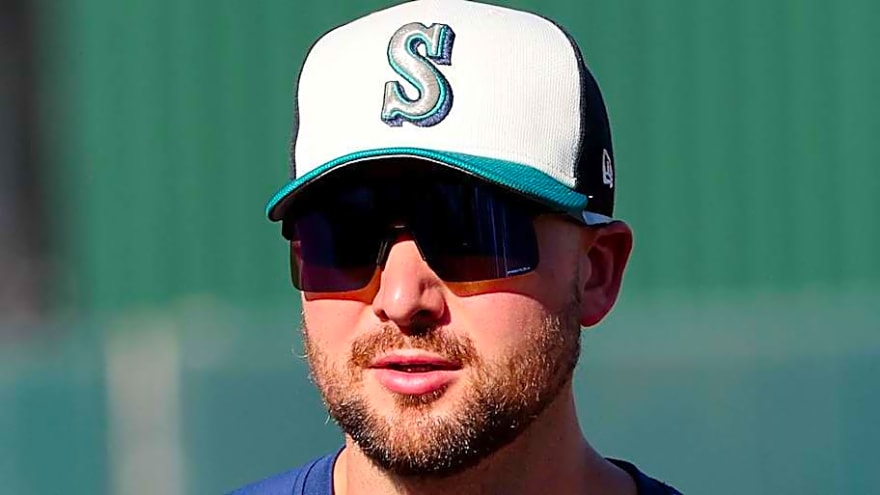 Seattle Mariners&#39; Cal Raleigh Gives Awesome Answer About Team Trading For Eugenio Suarez