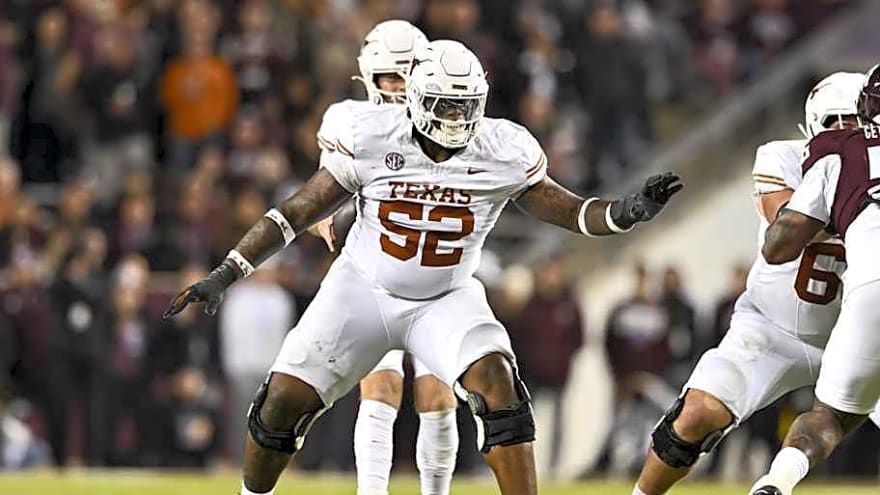Texas Longhorns Predicted to Land Touted 4-Star OL Prospect