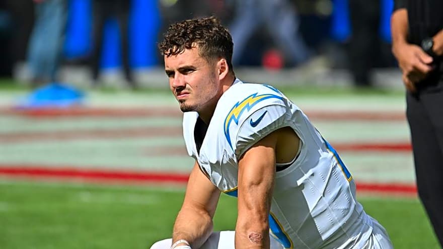 Chargers’ Ladd McConkey, Joe Alt Suffer Injuries vs. Seahawks