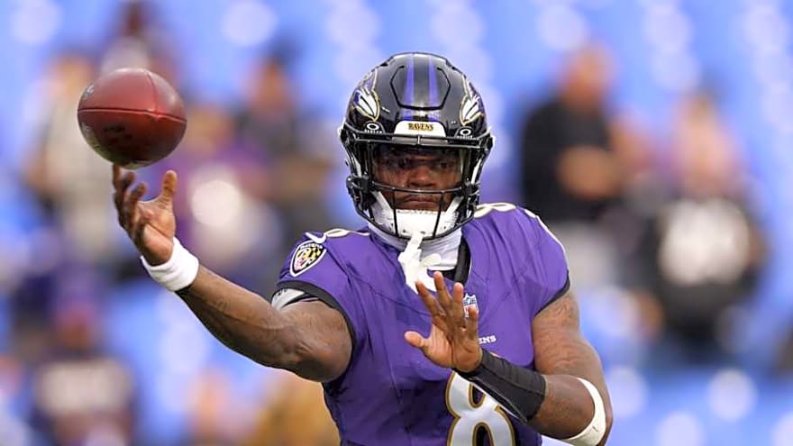 Ravens' Lamar Jackson Cracks Top 30 in All-Time QB List