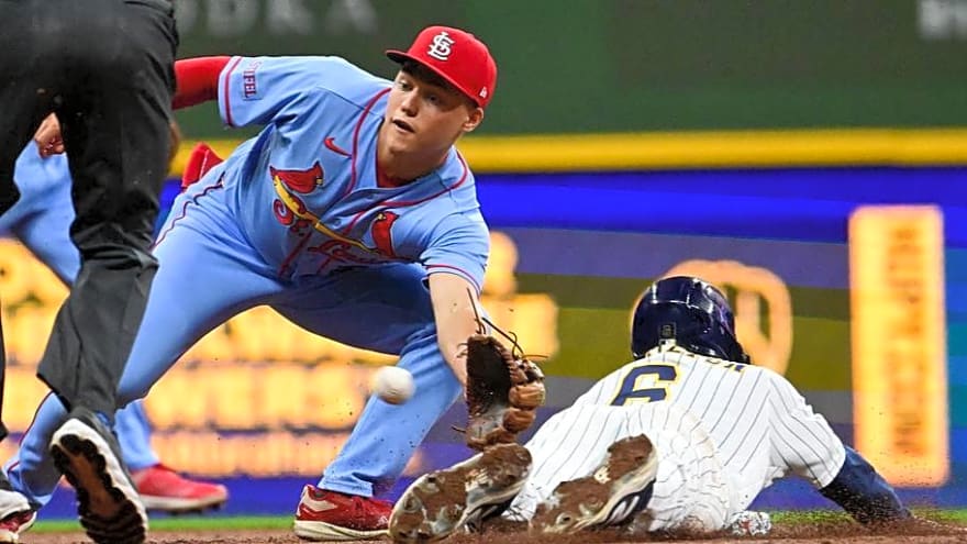 Cardinals Gold Glove Finalists: 2 No-Brainers and 1 Surprise