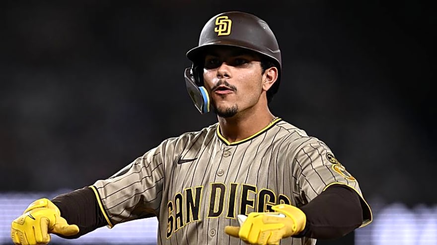 Padres Make Lineup Change for NLDS Game 2 vs Brewers