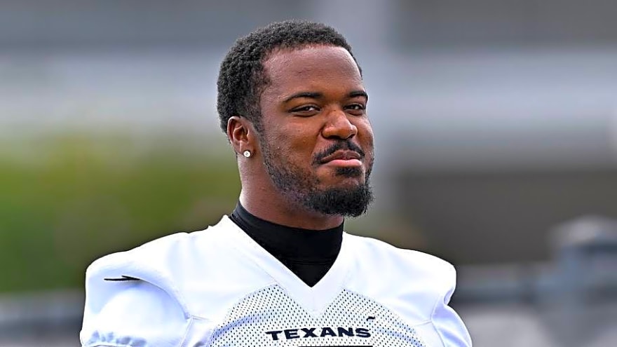 NFL Exec Compares Texans LB Azeez Al-Shaair to Dennis Rodman