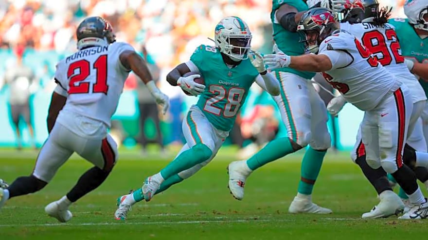 How Achane's Contract Got Adjusted Twice (While He Waits For Extension)