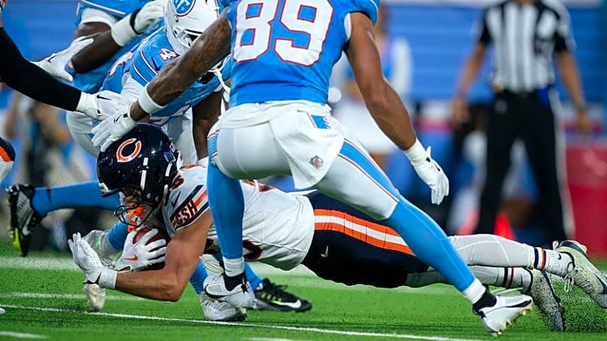 Bears Reunite with Veteran Wide Receiver After Marcus Davenport Release