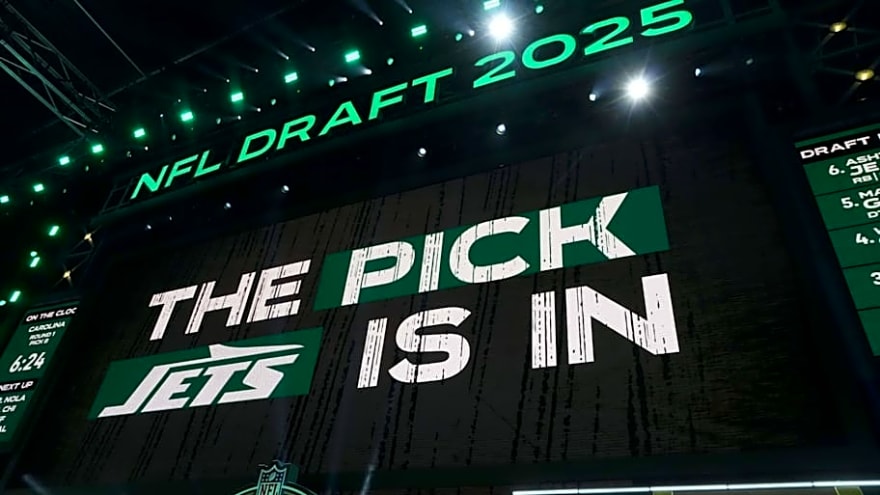 NFL Draft: Jets Tabbed as Top Landing Spot for Projected First-Round WR