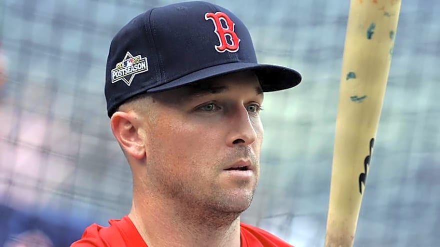 Red Sox Insider Spells Out Reasons Alex Bregman Return Isn&#39;t Assured