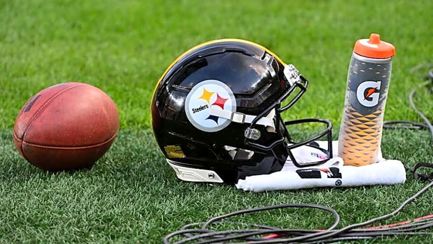 Steelers Cut Ties With Injured Offensive Lineman